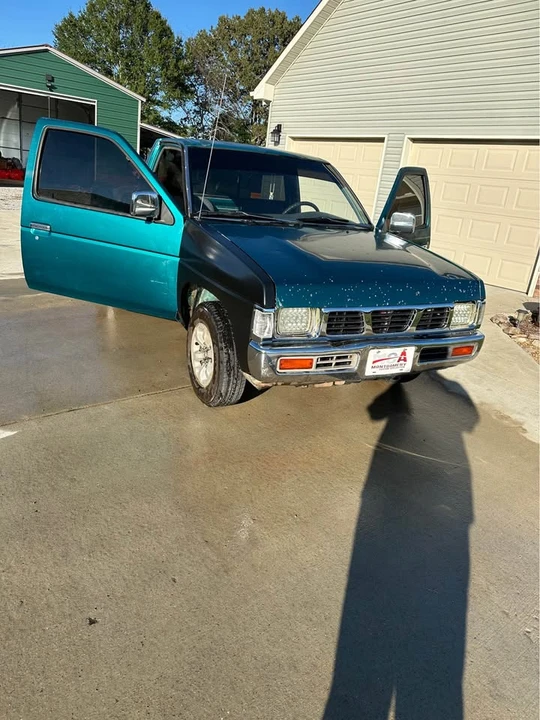 1997 Nissan Frontier 1st Gen - Image 7 of 9