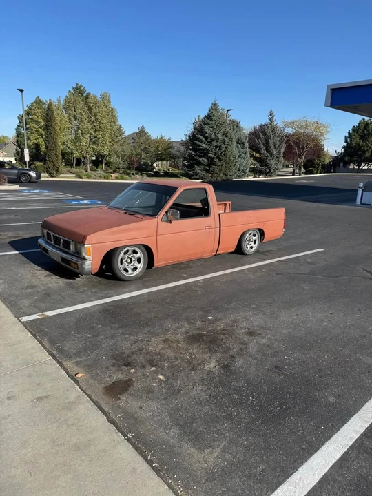 1997 Nissan Frontier 1st Gen - Image 3 of 5