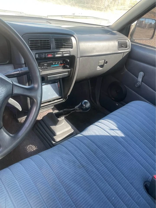 1997 Nissan Frontier 1st Gen - Image 2 of 6