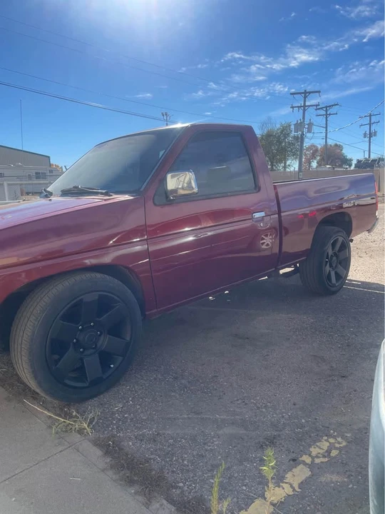 1997 Nissan Frontier 1st Gen - Image 4 of 6
