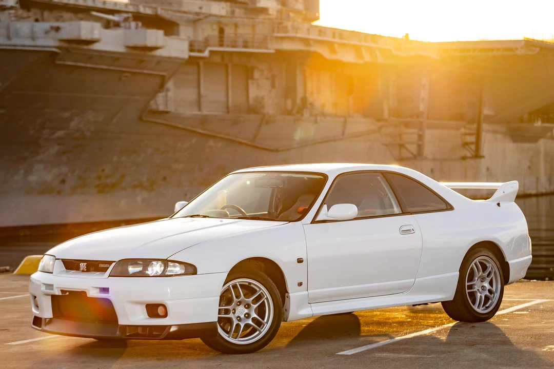 1997 Nissan R33 Skyline GT-R 9th Gen - Image 13 of 31