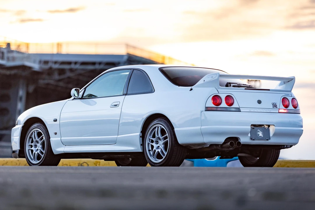1997 Nissan R33 Skyline GT-R 9th Gen - Image 4 of 31