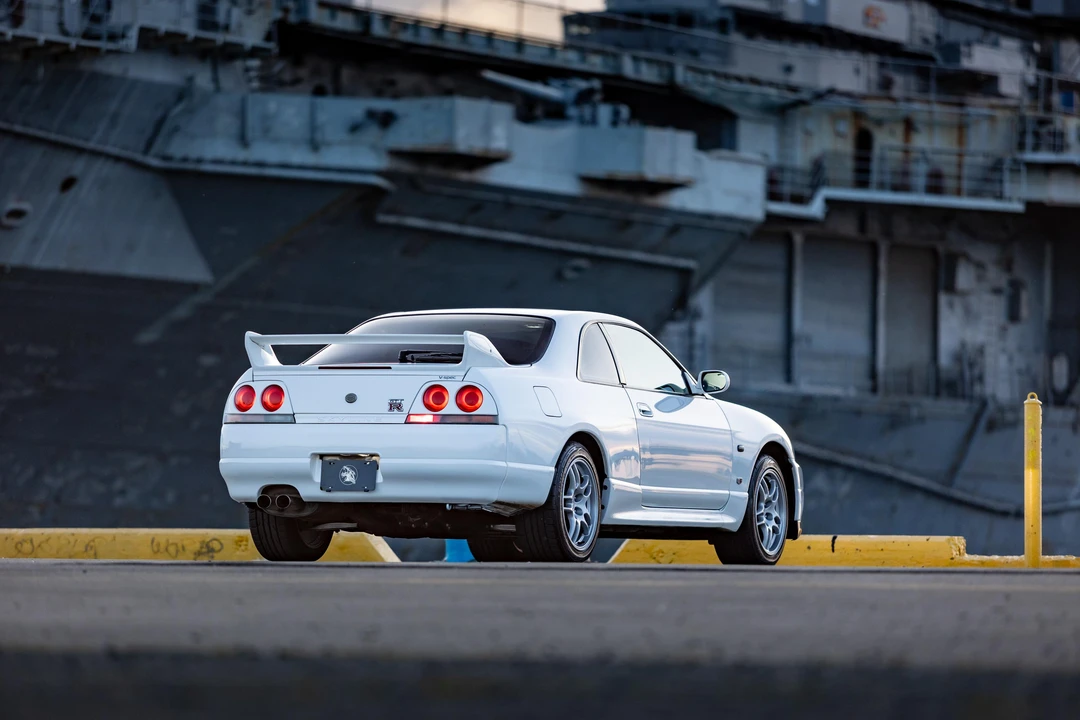 1997 Nissan R33 Skyline GT-R 9th Gen - Image 24 of 31