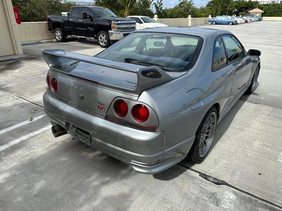 1997 Nissan R33 Skyline GT-R 9th Gen - Image 28 of 31