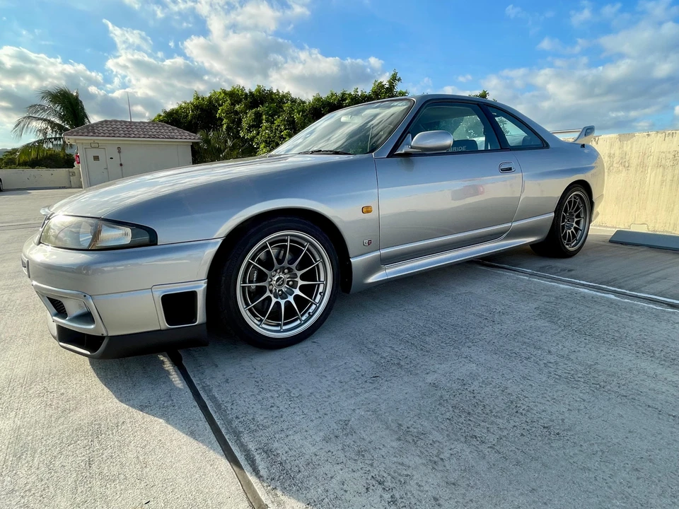 1997 Nissan R33 Skyline GT-R 9th Gen - Image 17 of 31