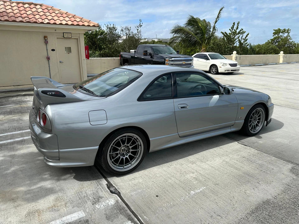 1997 Nissan R33 Skyline GT-R 9th Gen - Image 30 of 31