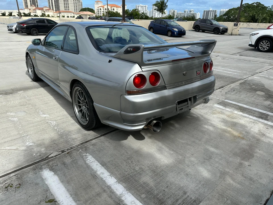 1997 Nissan R33 Skyline GT-R 9th Gen - Image 24 of 31