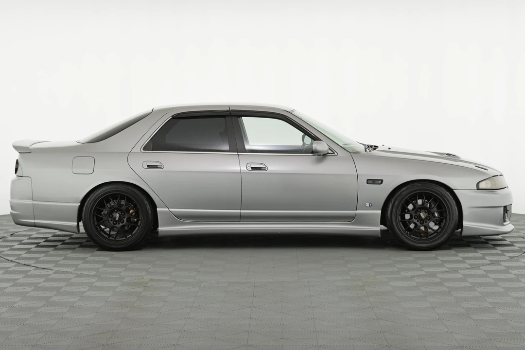 1997 Nissan R33 Skyline 9th Gen - Image 3 of 31