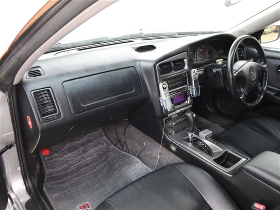 1997 Nissan Stagea 1st Gen - Image 15 of 31