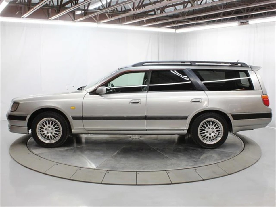 1997 Nissan Stagea 1st Gen - Image 4 of 31