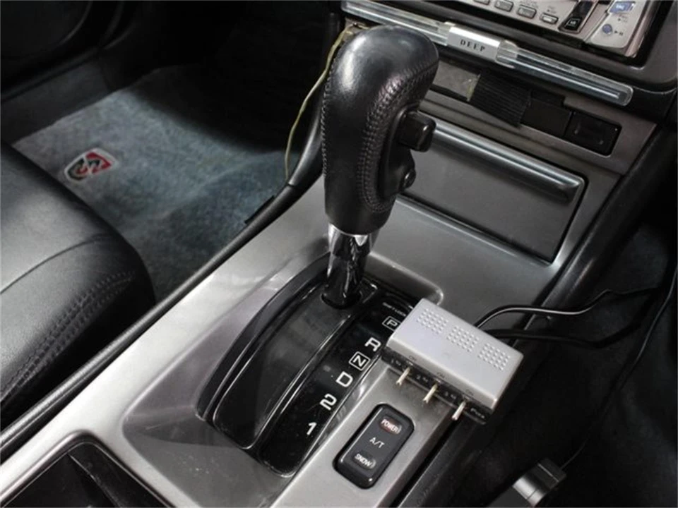 1997 Nissan Stagea 1st Gen - Image 14 of 31