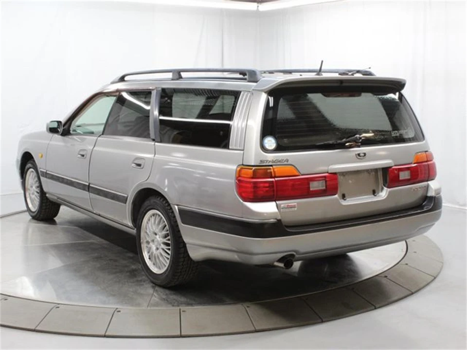 1997 Nissan Stagea 1st Gen - Image 5 of 31