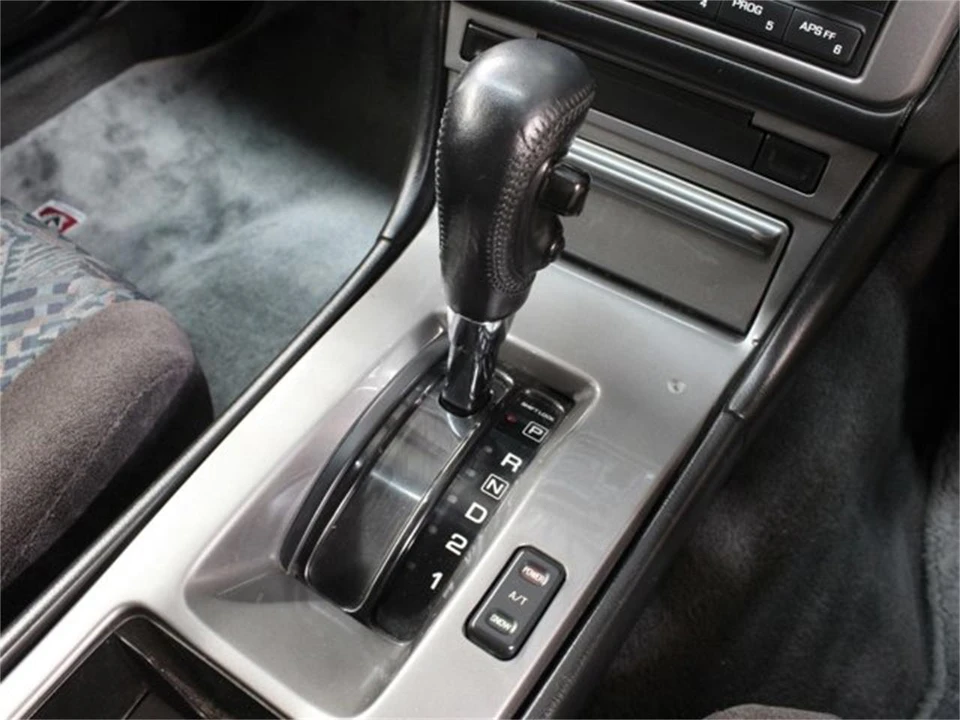 1997 Nissan Stagea 1st Gen - Image 14 of 31