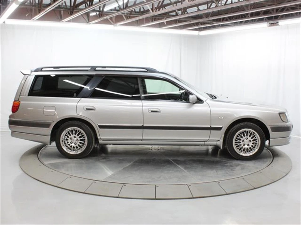 1997 Nissan Stagea 1st Gen - Image 8 of 31