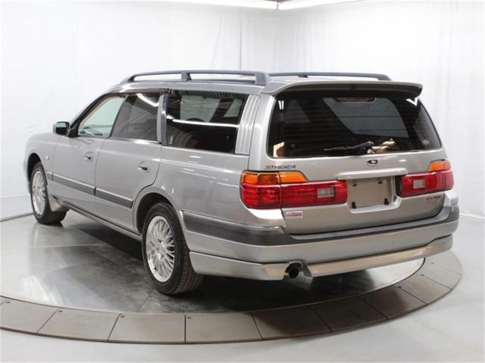 1997 Nissan Stagea 1st Gen - Image 5 of 31