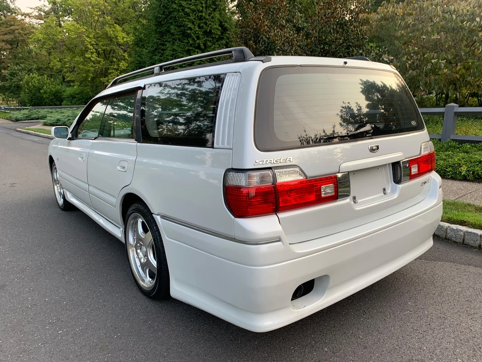 1997 Nissan Stagea 1st Gen - Image 19 of 31