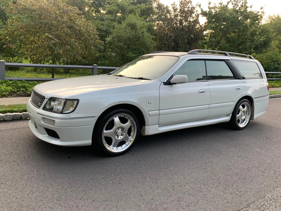 1997 Nissan Stagea 1st Gen - Image 12 of 31