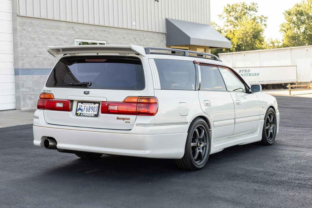 1997 Nissan Stagea 1st Gen - Image 5 of 31