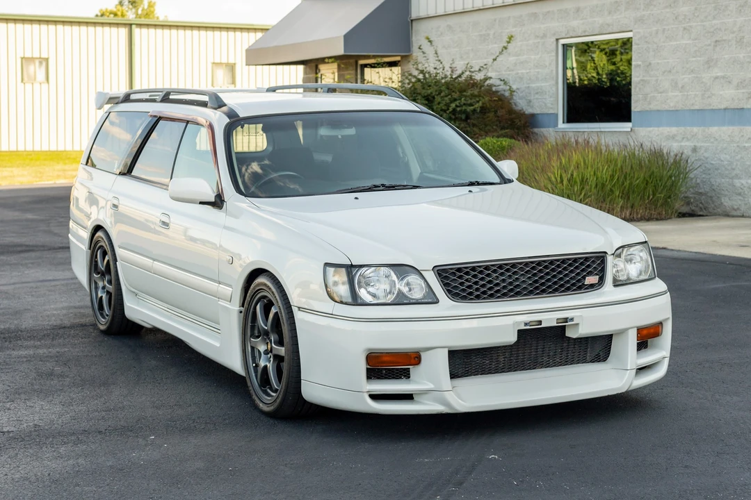 1997 Nissan Stagea 1st Gen - Image 3 of 31