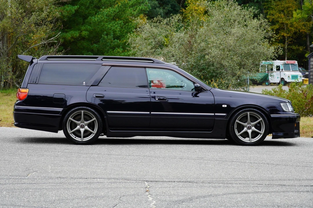 1997 Nissan Stagea 1st Gen - Image 3 of 31