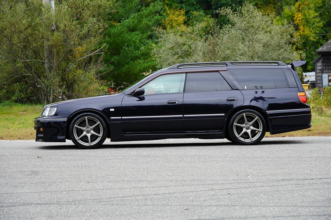 1997 Nissan Stagea 1st Gen - Image 7 of 31