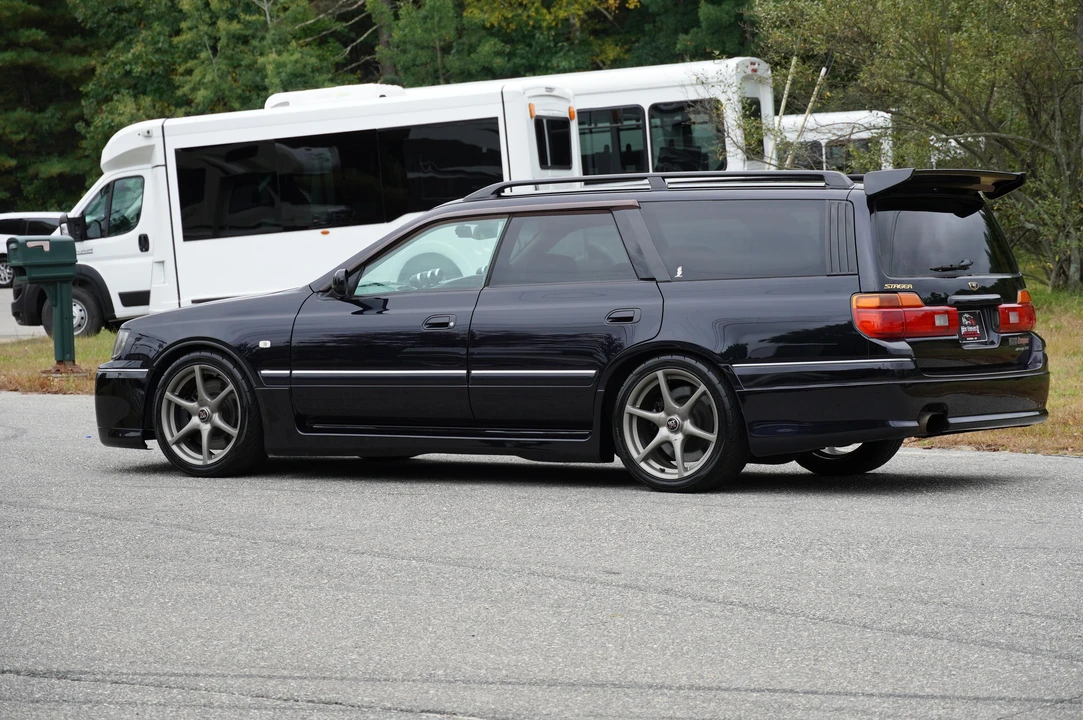1997 Nissan Stagea 1st Gen - Image 8 of 31
