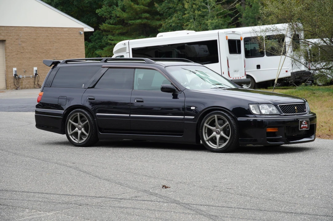 1997 Nissan Stagea 1st Gen - Image 11 of 31