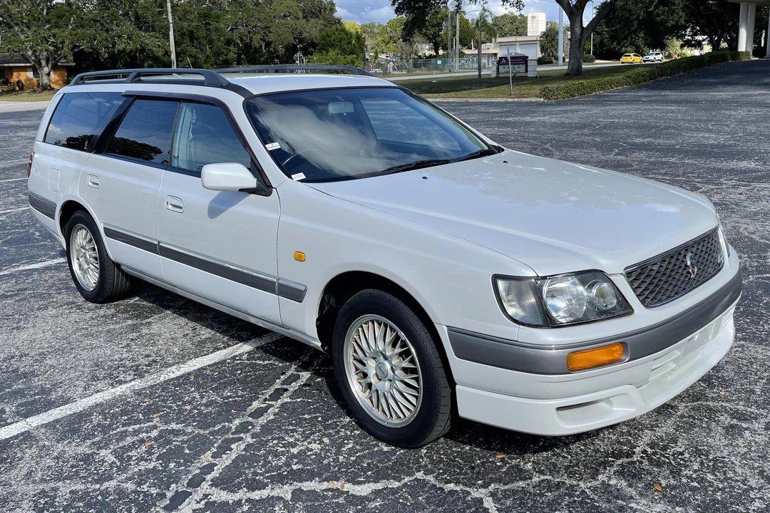 1997 Nissan Stagea 1st Gen - Image 11 of 31