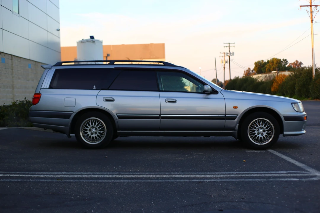1997 Nissan Stagea 1st Gen - Image 16 of 21