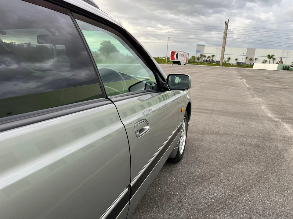 1997 Nissan Stagea 1st Gen - Image 28 of 31
