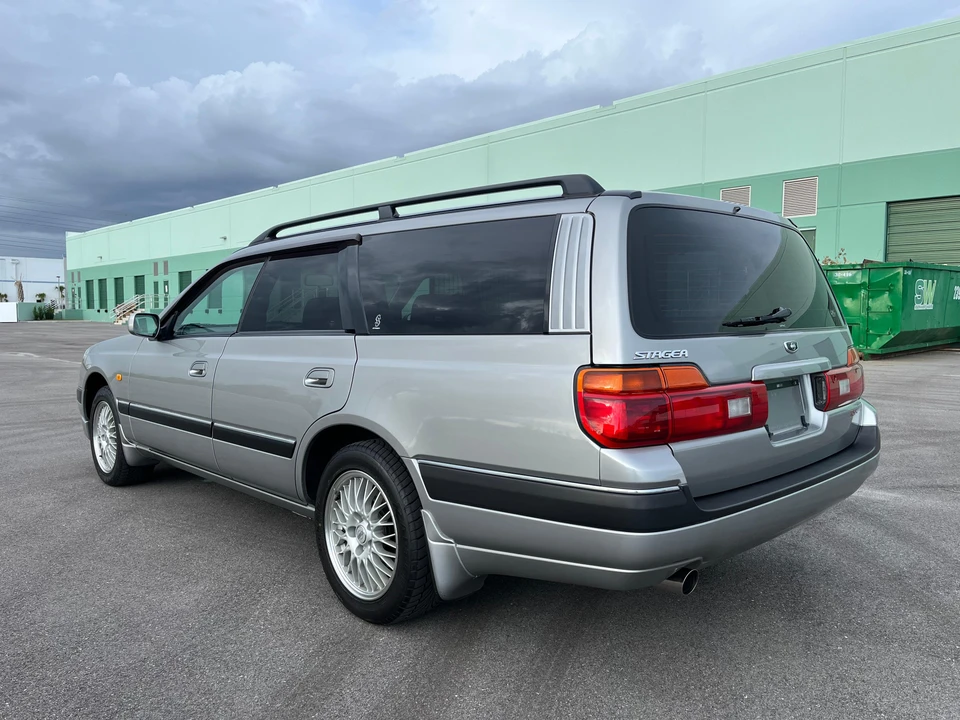 1997 Nissan Stagea 1st Gen - Image 6 of 31