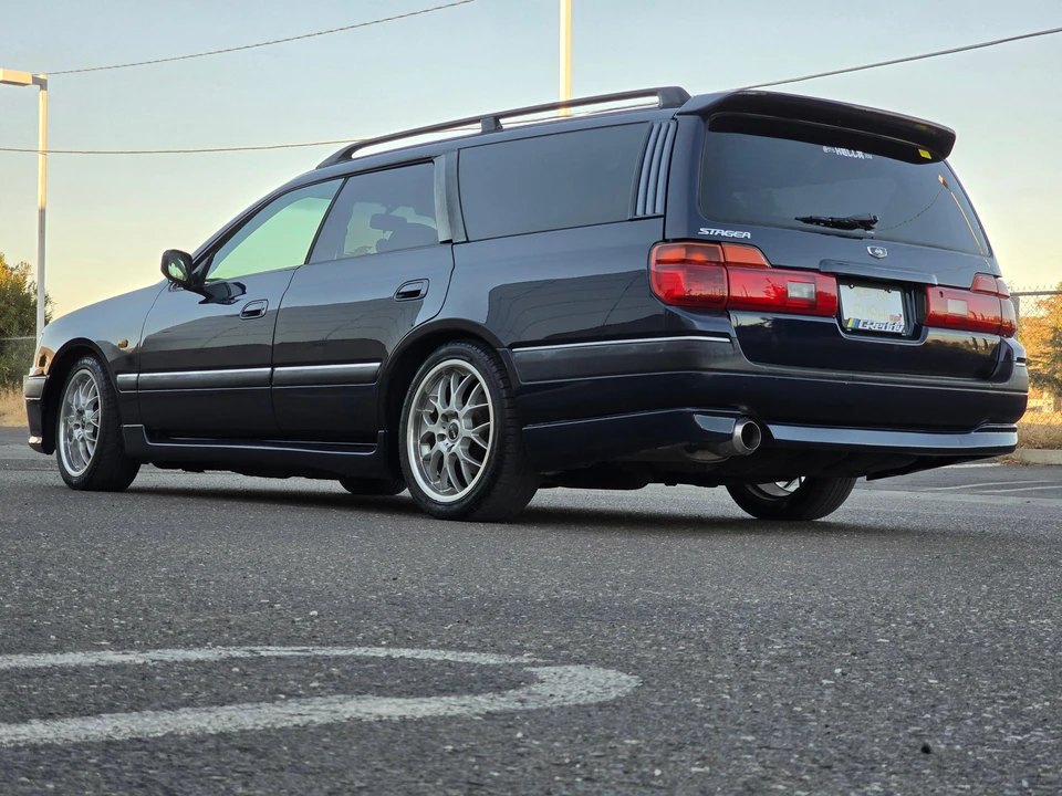 1997 Nissan Stagea 1st Gen - Image 12 of 31