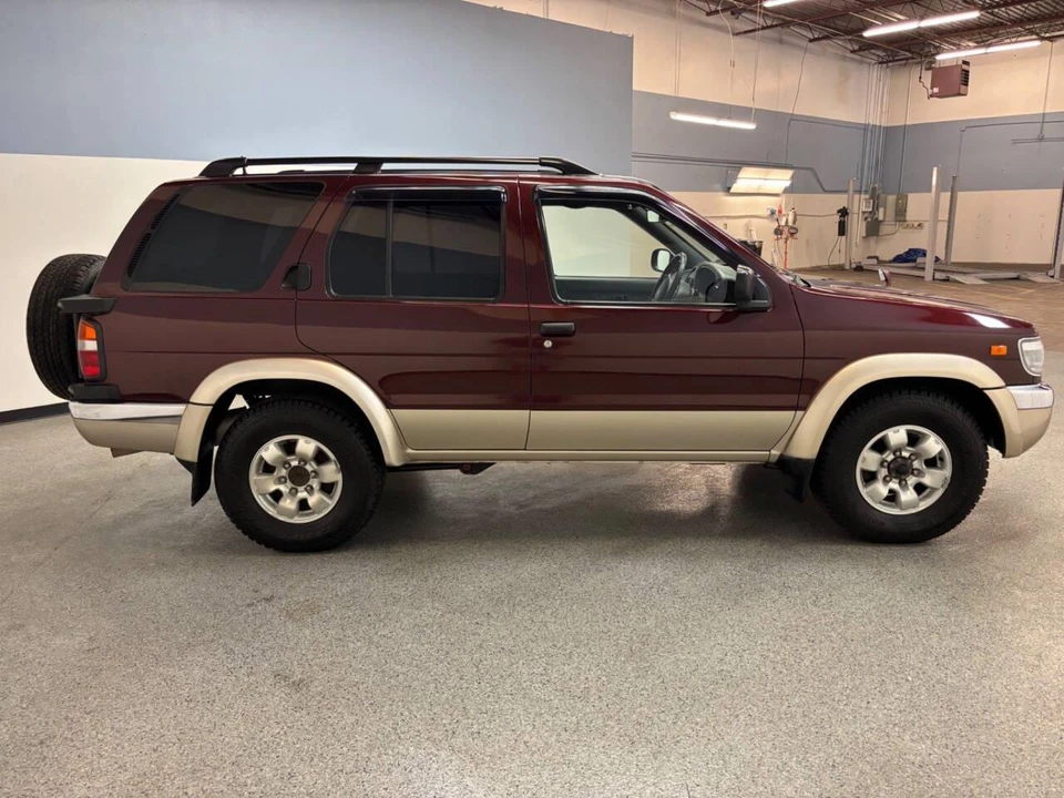 1997 Nissan Pathfinder 2nd Gen - Image 6 of 31
