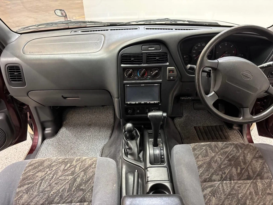 1997 Nissan Pathfinder 2nd Gen - Image 16 of 31