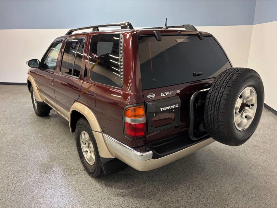 1997 Nissan Pathfinder 2nd Gen - Image 3 of 31