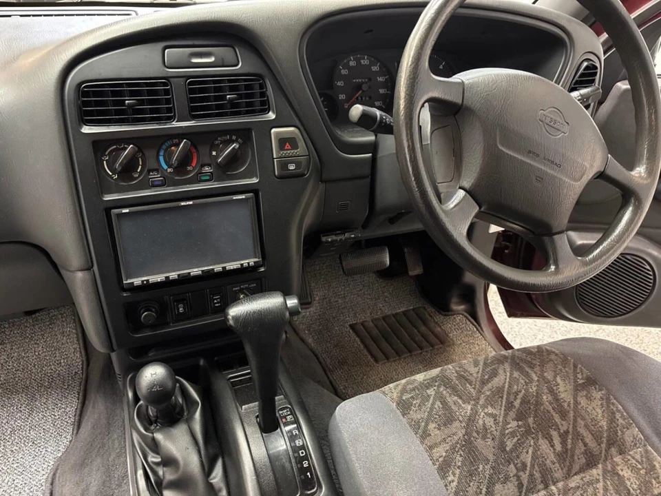 1997 Nissan Pathfinder 2nd Gen - Image 17 of 31