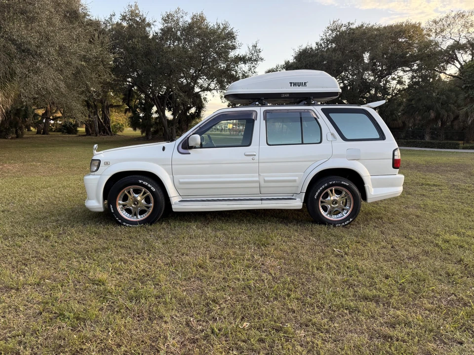 1997 Nissan Pathfinder 2nd Gen - Image 24 of 31