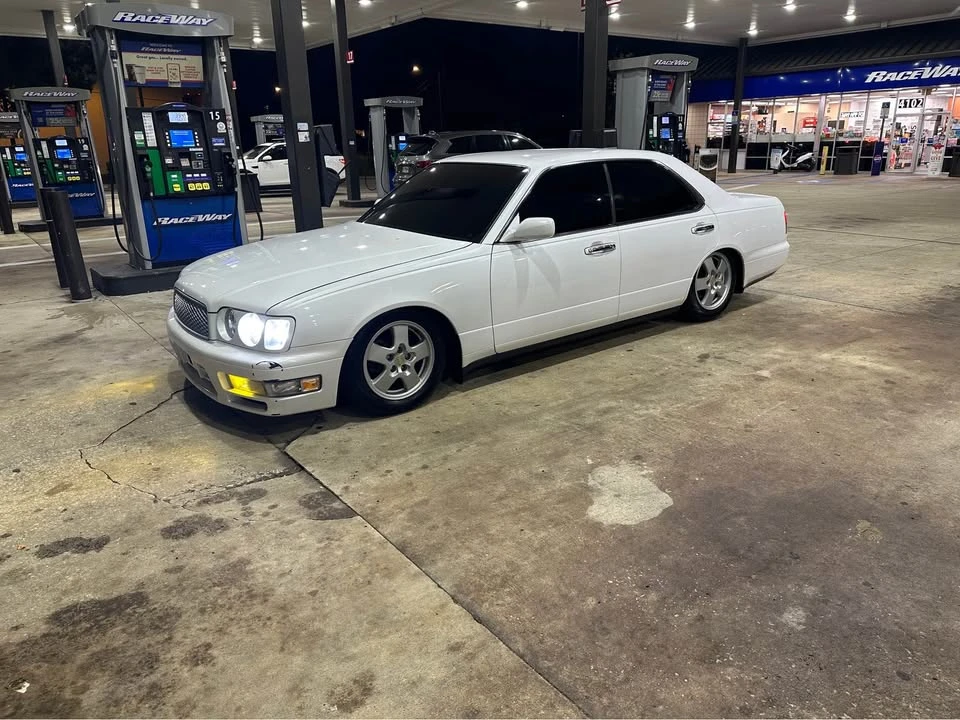 1997 Nissan Cedric 9th Gen - Image 5 of 5
