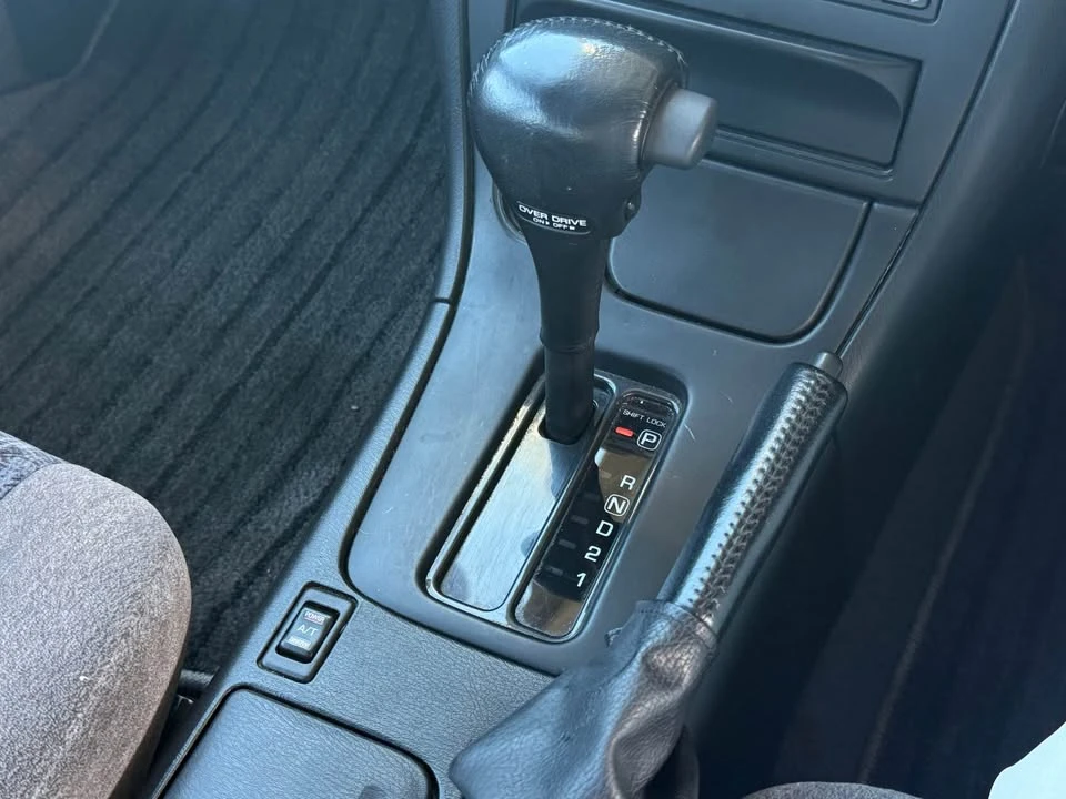1997 Nissan Maxima 4th Gen - Image 17 of 20