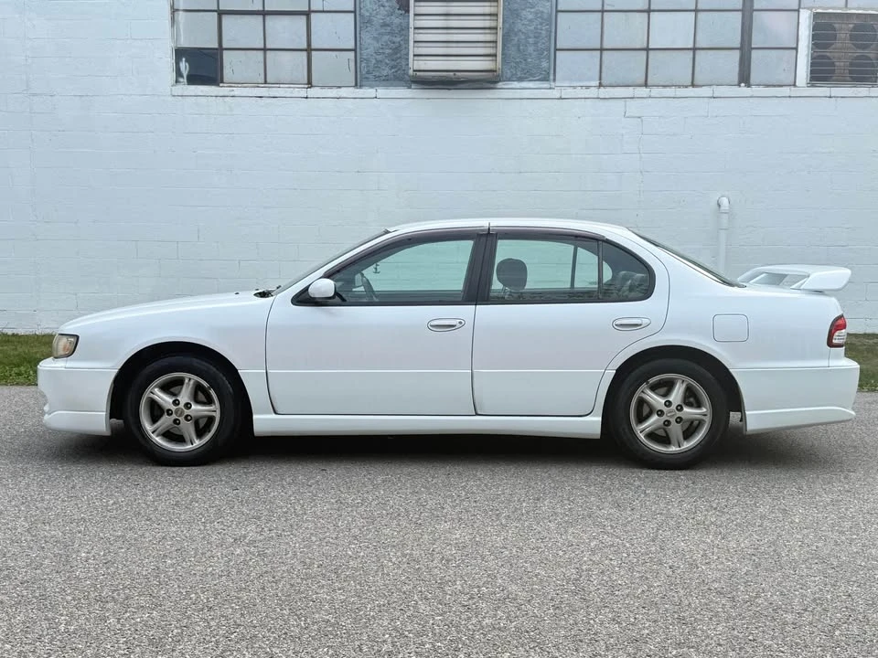 1997 Nissan Maxima 4th Gen - Image 2 of 19