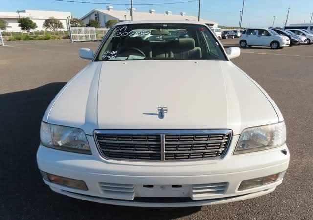 1997 Nissan Gloria - Image 8 of 18