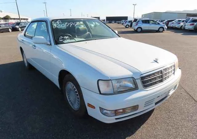 1997 Nissan Gloria - Image 9 of 18