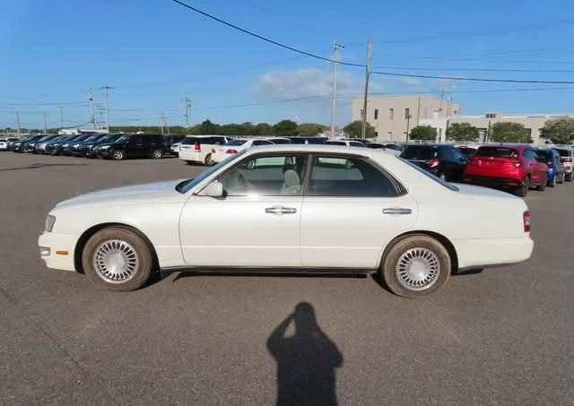 1997 Nissan Gloria - Image 3 of 18