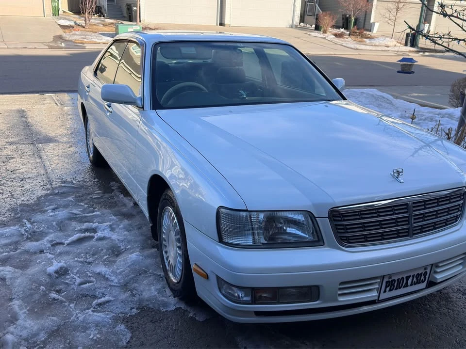 1997 Nissan Gloria - Image 4 of 10