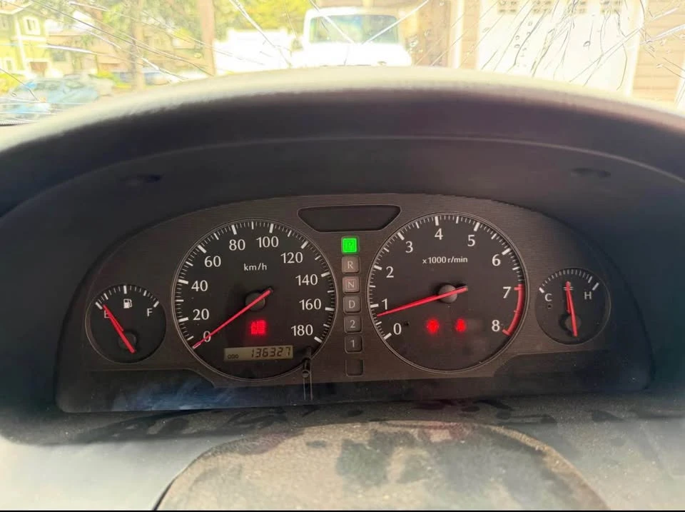 1997 Nissan Gloria 10th Gen - Image 12 of 12