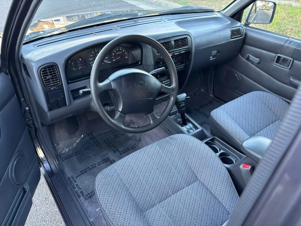 1997 Nissan Frontier 1st Gen - Image 18 of 19