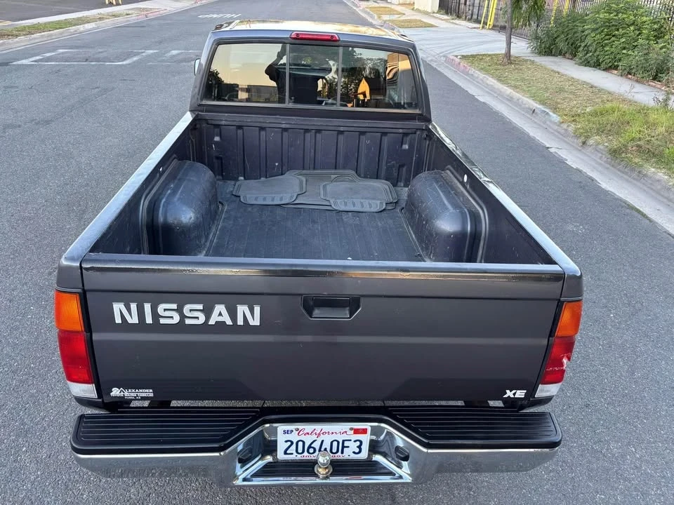 1997 Nissan Frontier 1st Gen - Image 4 of 19
