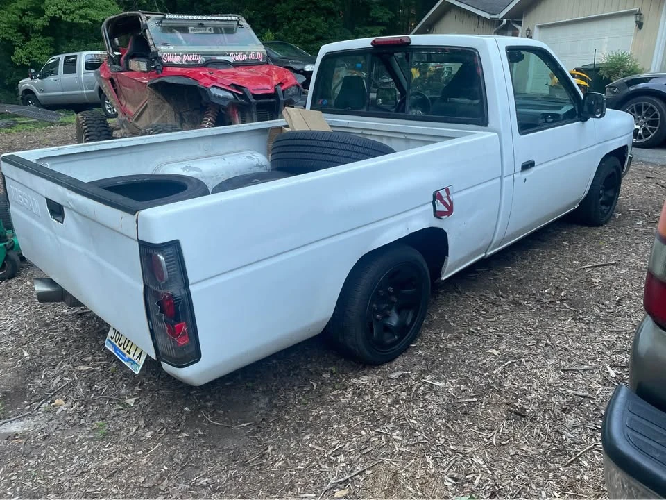 1997 Nissan Frontier 1st Gen - Image 3 of 10