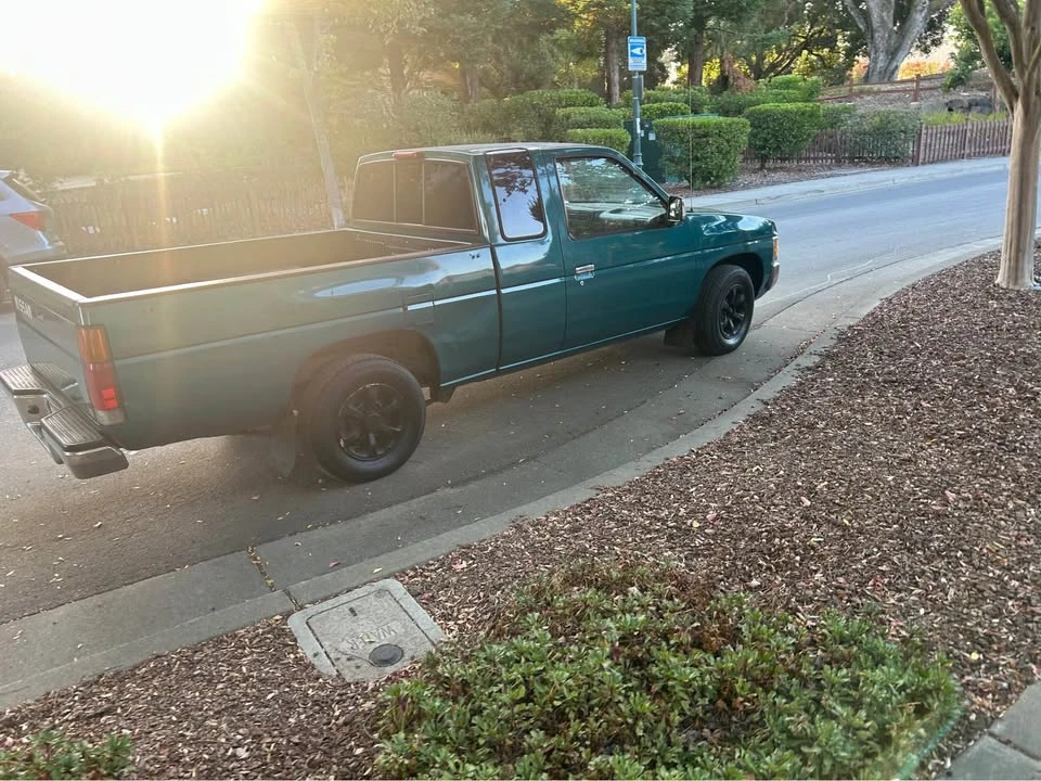 1997 Nissan Frontier 1st Gen - Image 10 of 12