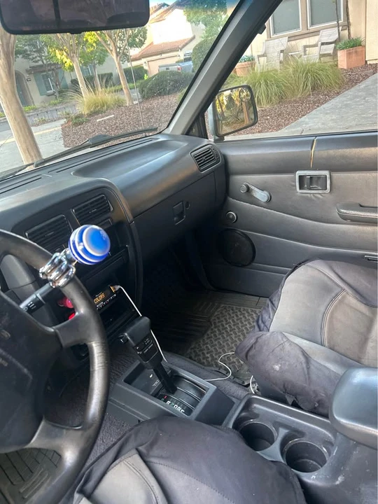 1997 Nissan Frontier 1st Gen - Image 11 of 12